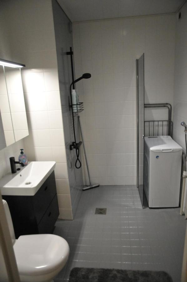Apartment For Six Near Railway Station Ροβανιέμι Εξωτερικό φωτογραφία